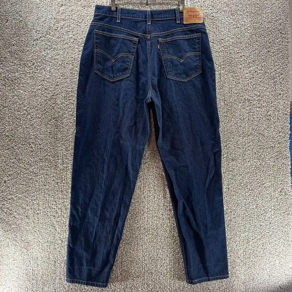 Vintage Levis Jeans Womens 16 Blue Denim Pants Tapered Leg 550 Relaxed 2001 Logo